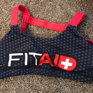 Born primitive fitaid sports bra